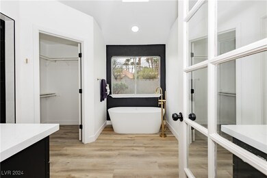 3635 Willow Bend Ct, Las Vegas, NV 89121 - photo 2