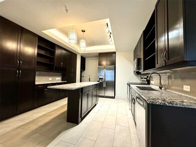 2303 Mid St Ln unit 108, Houston, TX 77027 - photo 5