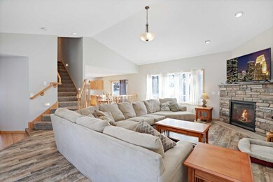 Web-Friendly-13878-Jasmine-Way-Rogers-MN-5