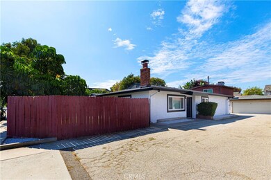 2477 Orange Ave unit A, Costa Mesa, CA 92627 - photo 2