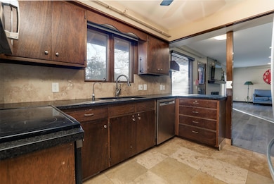 1508 Terrace Dr, Newton, KS 67114 - photo 5