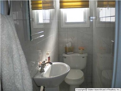 314 Chesterton Ave, Staten Island, NY 10306 - photo 5