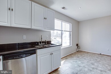 1802 Westwind Way, McLean, VA 22102 - photo 5