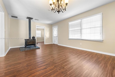 100 Huron Ave, Tampa, FL 33606 - photo 7