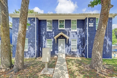 1011 Enid St unit 4, Houston, TX 77009 - photo 2