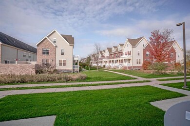 2787 Crinkle Root Dr, Fitchburg, WI 53711 - photo 2