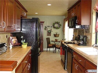Remodeled Kitchen with refaced cabinets, newer app