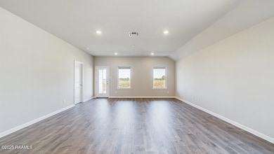 Kingston - Living Room