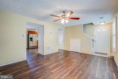 16331 Pewter Ln, Bowie, MD 20716 - photo 6