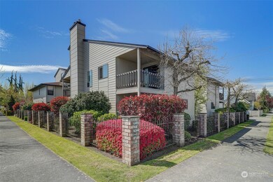 1906 Colby Ave unit 6, Everett, WA 98201 - photo 2