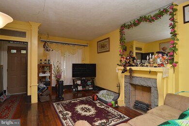 1108 N Front St, Reading, PA 19601 - photo 4