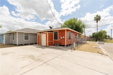 522 W Chaparral St, San Juan, TX 78589 - photo 2