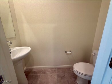 512 Canary Song Dr, Henderson, NV 89011 - photo 4