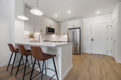 Sage Portsmouth unit 325, Portsmouth, NH 03801 - photo 2