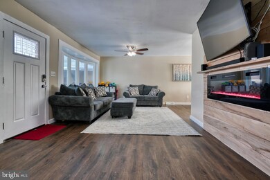 11 Elkhart Ct, Rosedale, MD 21237 - photo 7