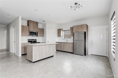 402 N Alexandrite Ave unit 2, Edinburg, TX 78541 - photo 2