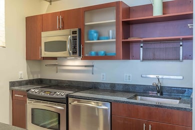 29 Otis St unit 202, Cambridge, MA 02141 - photo 7