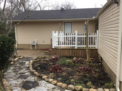 323 Center St, Shelbyville, TN 37160 - photo 7