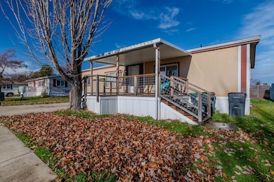 10 E South Stage Rd unit SPC 101, Medford, OR 97501 - photo 2