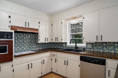 1337 N Fender Ave, Springfield, MO 65803 - photo 7