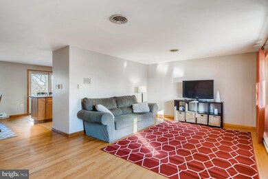 108 Gibbons Blvd, Cockeysville, MD 21030 - photo 4