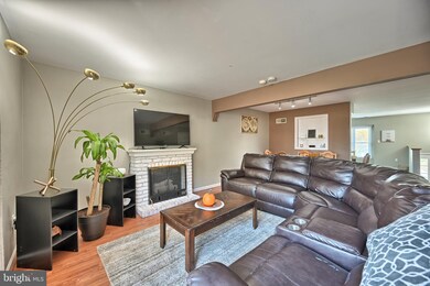 253 Worcester Ave, Harrisburg, PA 17111 - photo 4