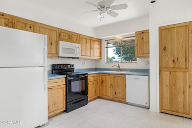 9411 N 109th Dr Suncity - 235