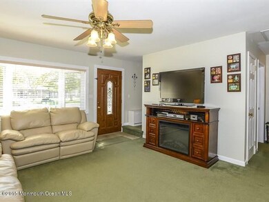 Living Room(19).jpg
