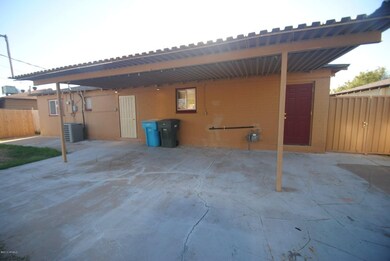 4138 N 47th Dr, Phoenix, AZ 85031 - photo 2
