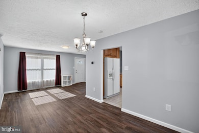 12720 Bar Oak Dr, Waldorf, MD 20601 - photo 5