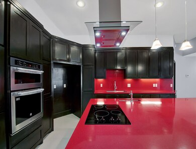 8606 Greenleaf Lake Dr, Houston, TX 77095 - photo 4