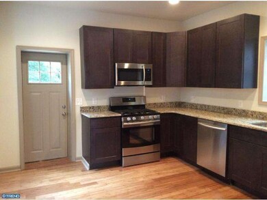 154 Chestnut St, Spring City, PA 19475 - photo 6