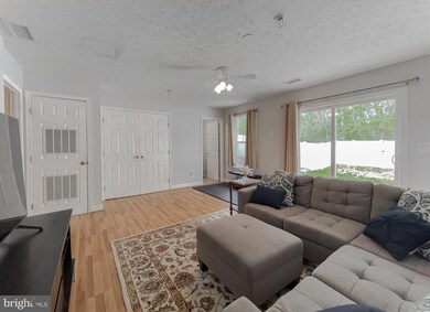 648 Burr Oak Ct, Prince Frederick, MD 20678 - photo 5