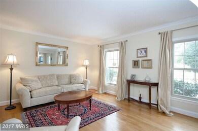 12213 Lake James Dr, Herndon, VA 20171 - photo 2