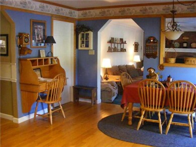 Kitchen. Eat In Breakfast Area and Built in Desk A
