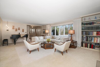 141 Bedford Rd, Greenwich, CT 06831 - photo 7