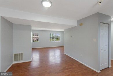 15302 Watermill Terrace, Woodbridge, VA 22191 - photo 4