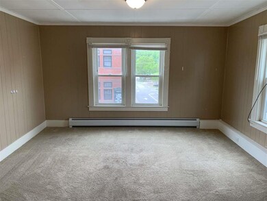 321 Central St unit 7, Franklin, NH 03235 - photo 4