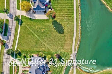 17 E Grove Ct, Thomas Township, MI 48623 - photo 2