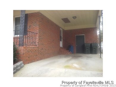 7601 Jennings Ln, Fayetteville, NC 28303 - photo 2