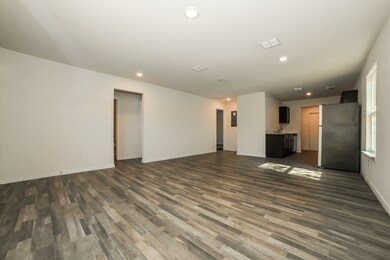 903 Olive St, Waco, TX 76704 - photo 5