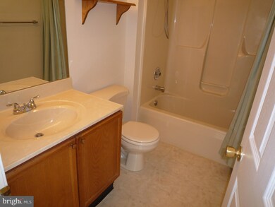 2400 Ellsworth Way unit 2D, Frederick, MD 21702 - photo 5