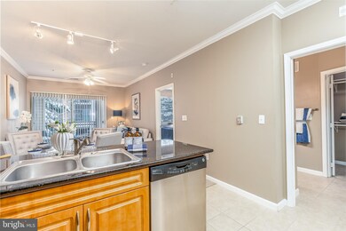 12945 Centre Park Cir unit 202, Herndon, VA 20171 - photo 7