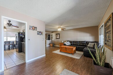 832 S Revolta Cir, Mesa, AZ 85208 - photo 3