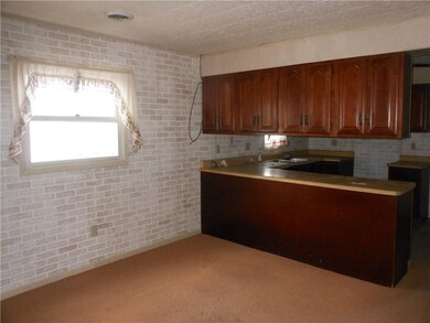 1623 N K St, Elwood, IN 46036 - photo 6