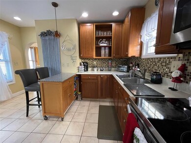 84 Ash St, Nashua, NH 03060 - photo 6