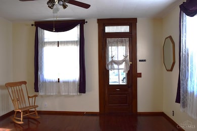1013 Market St, Cincinnati, OH 45215 - photo 2
