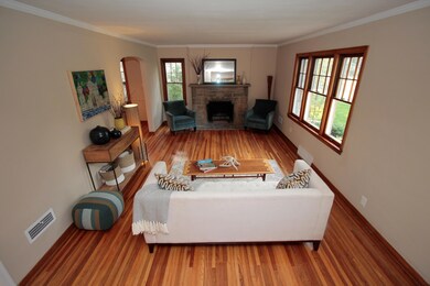 235 E Schreyer Place, Columbus, OH 43214 - photo 5