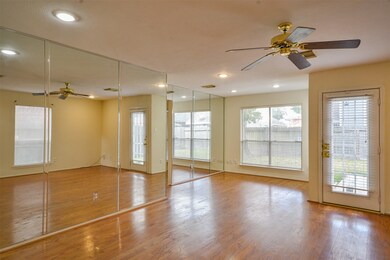 3638 Red Fir Dr, Houston, TX 77088 - photo 3