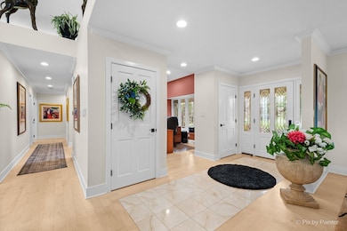 unlisted-address, Schaumburg, IL 60173 - photo 3